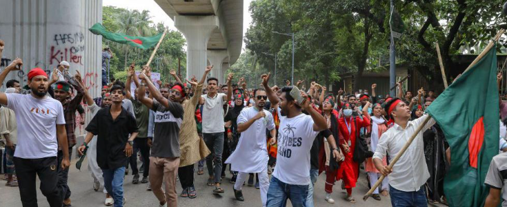 Bangladesh Unrest: Protesters Loot Dior Bag, Sarees, and Feast on Biryani at Sheikh Hasina’s Official Residence